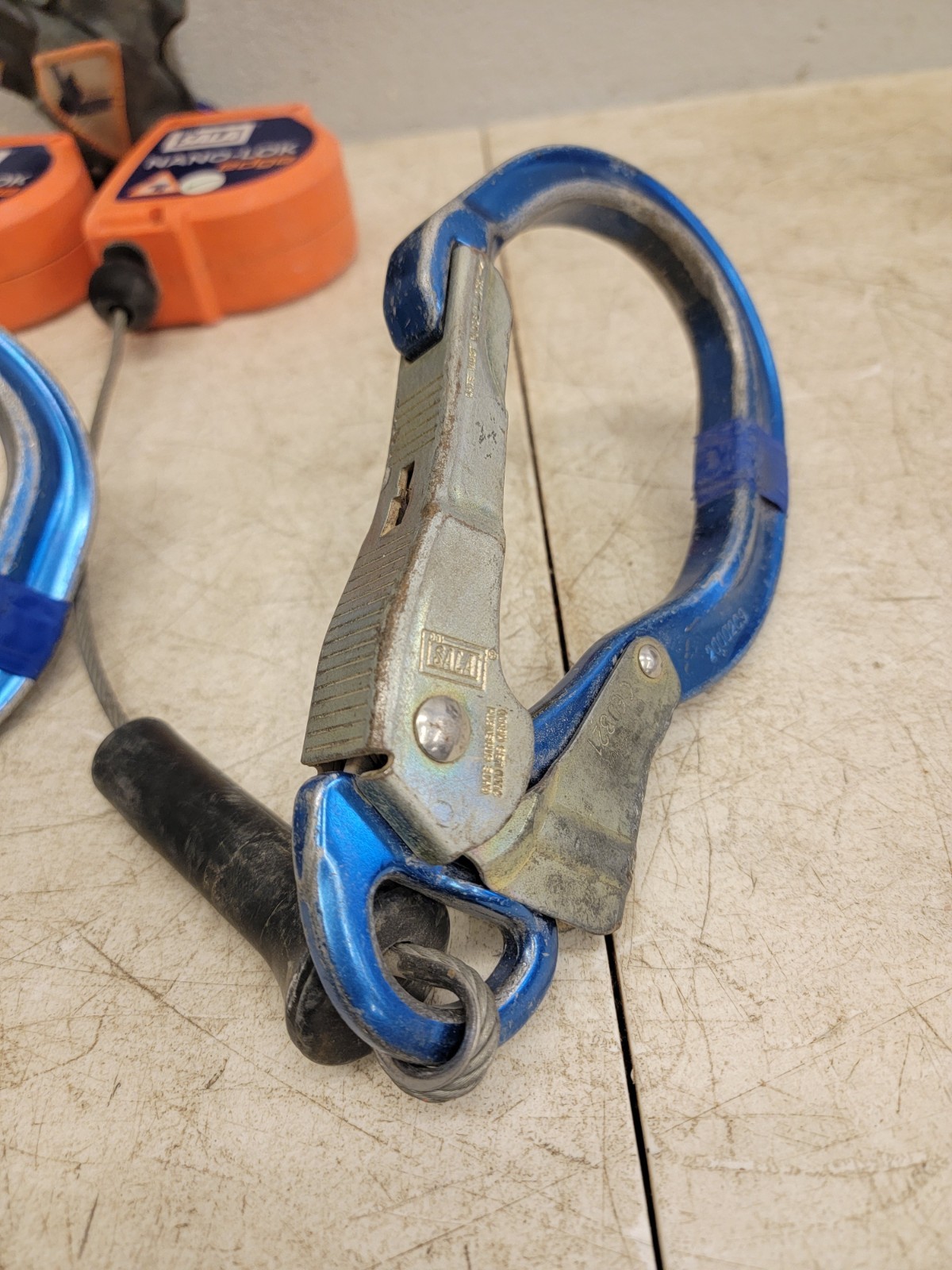 3M DBI SALA NANO-LOK 8' EDGE 3500231 DUAL LEG SELF RETRACTING LIFELINE LANYARD 9