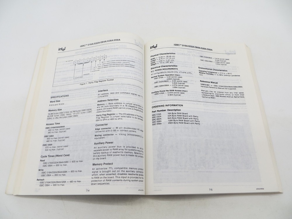 intel Systems Data Catalog 1982 vintage computer book 210299-001
