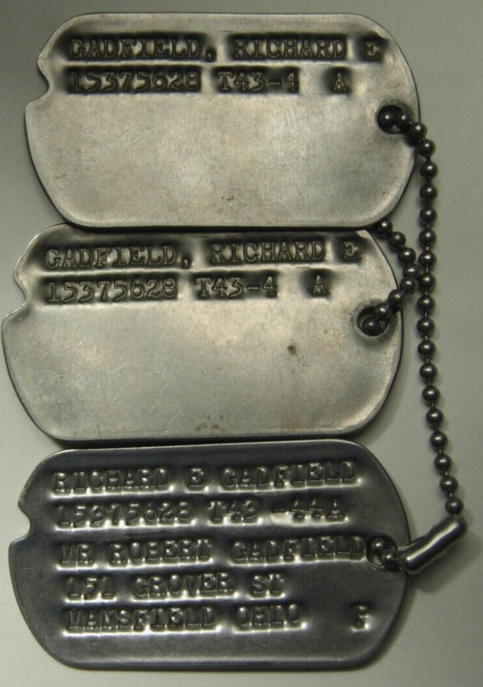 WW2 US Army Dog Tag Set (3) - 1 Next of Kin Robert Gadfield 15375628 T43 44   XB