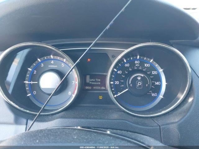 SONATA 2011 Glove Box 4965850