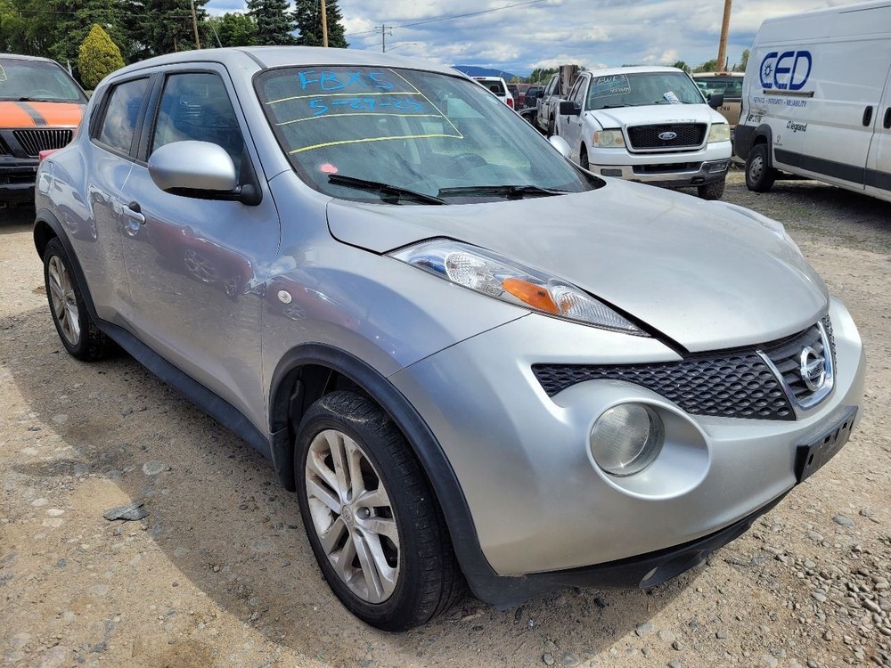 JUKE 2011 Battery Tray 12060623