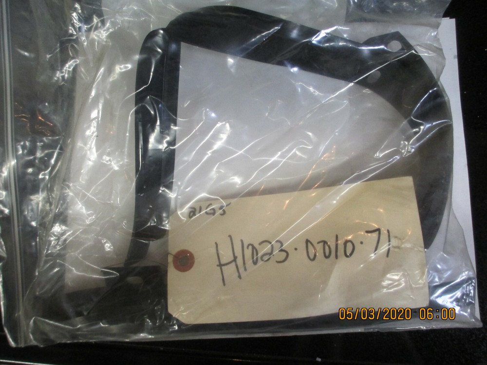 OKUMA WIPER SET H1023-0010-71 NEW