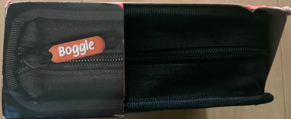 Boogle Game Folio edition with built-in electronic timer