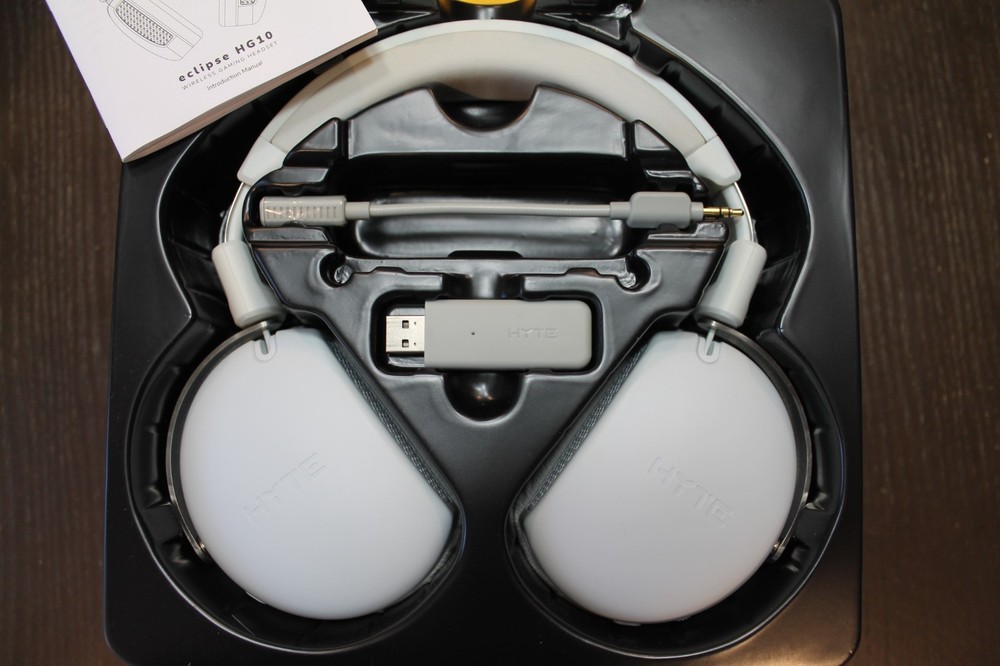 HYTE HG10 Eclipse Lunar Grey wireless gaming headset headphones