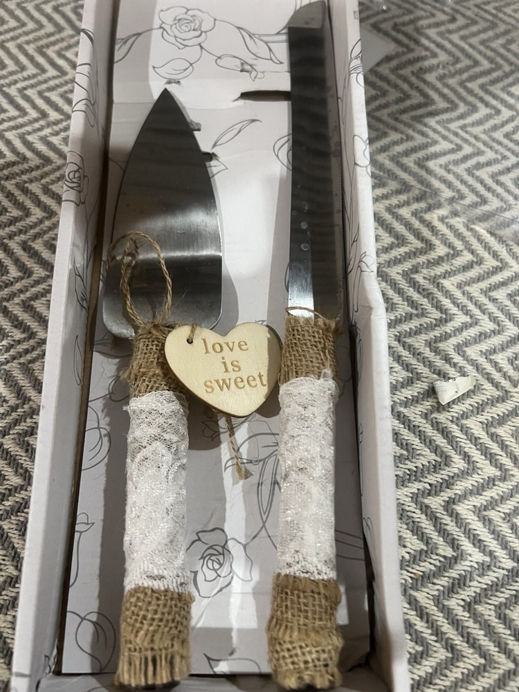 Rustic Styled Wedding Cake Knife And Serving Set Burlap/Lace