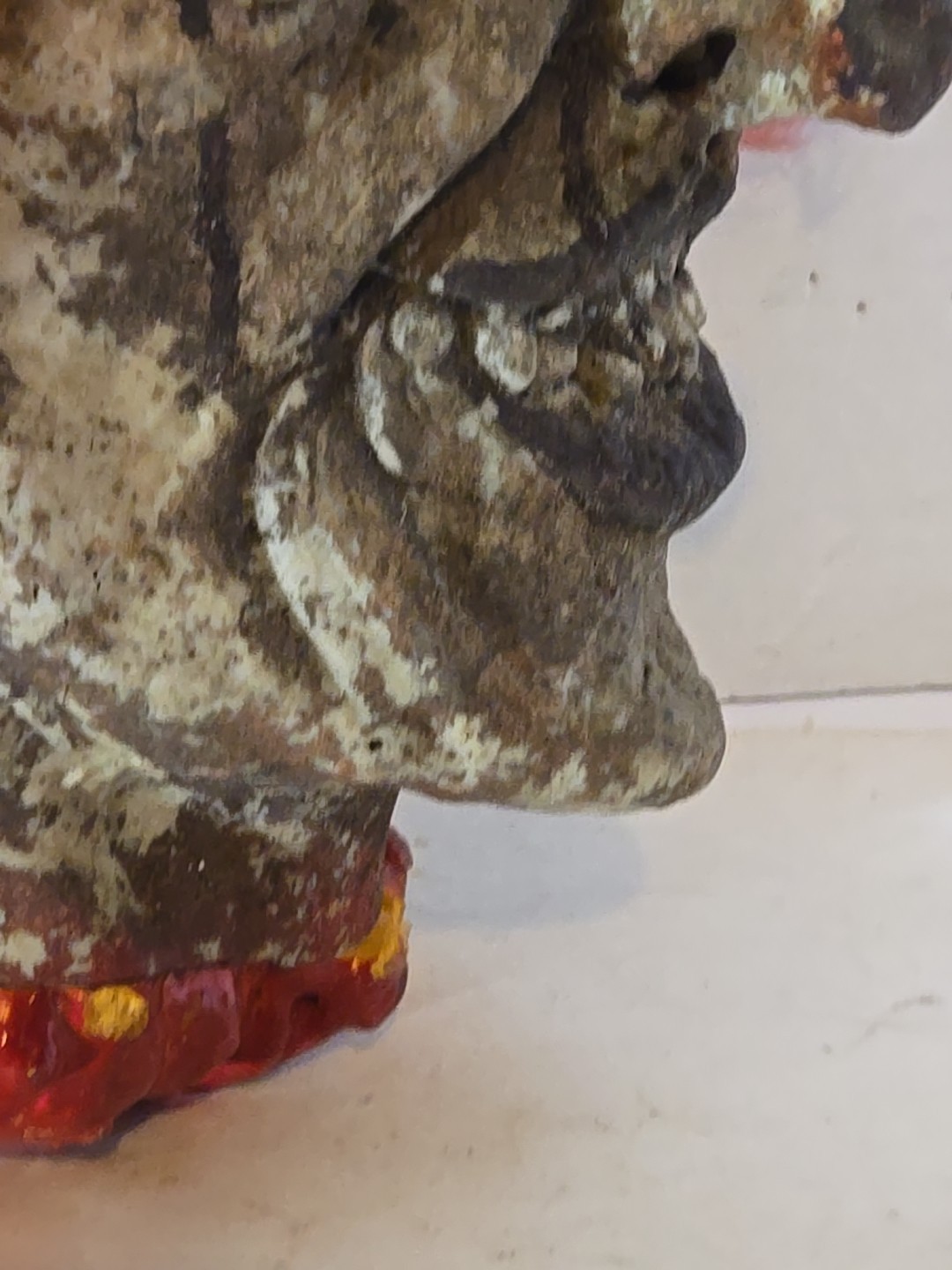 Life Size Decapitated Severed Realistic CLOWN HEAD Halloween Prop Decoration