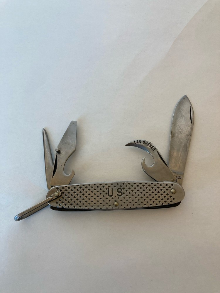Camillus 1968 US military mutil function tool knife