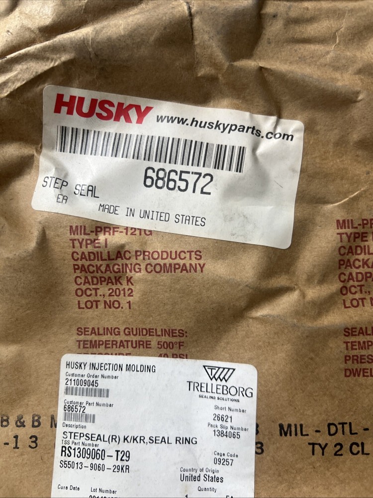 Husky Injection Molding Machine HPN 686572 Step Seal Unopened