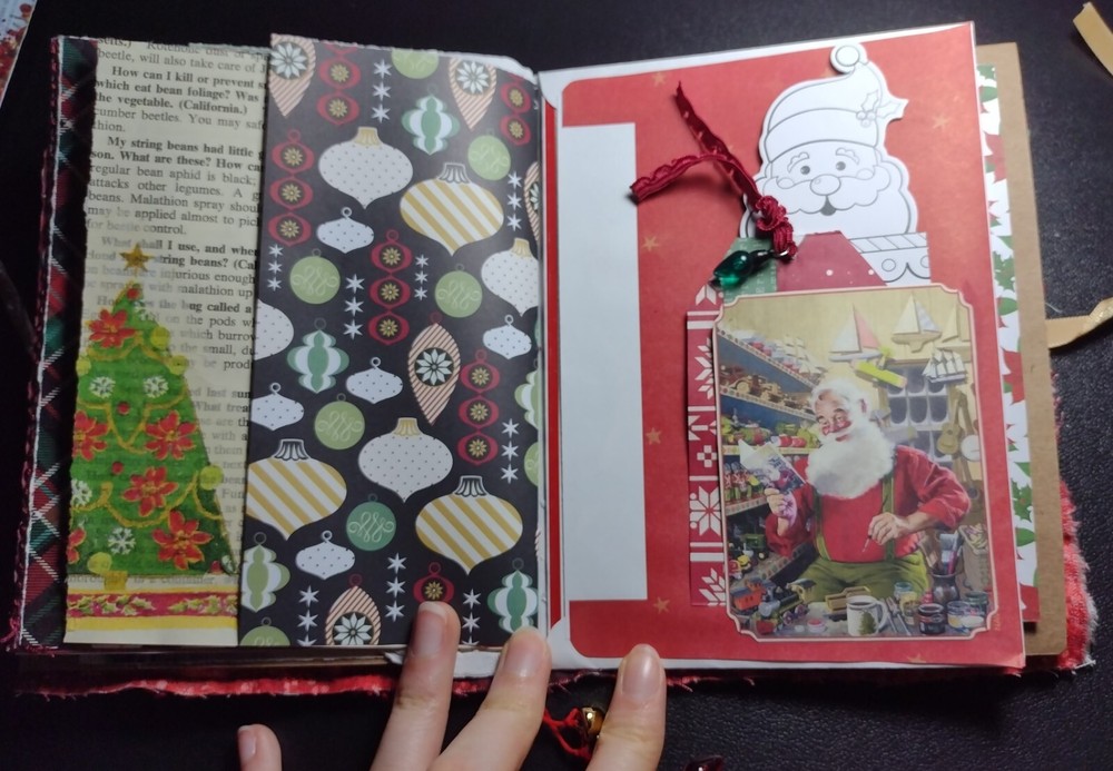 Christmas Handmade Junk Journal by Lexi