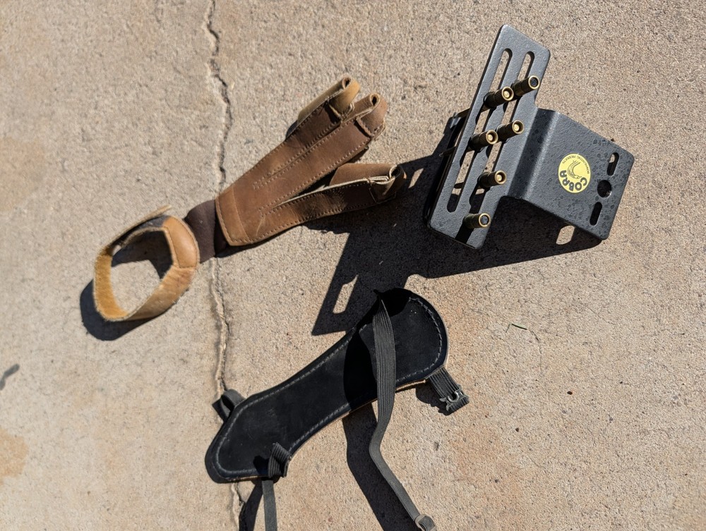 Brown Bear AMO Compound String Length 37 Bow - VINTAGE