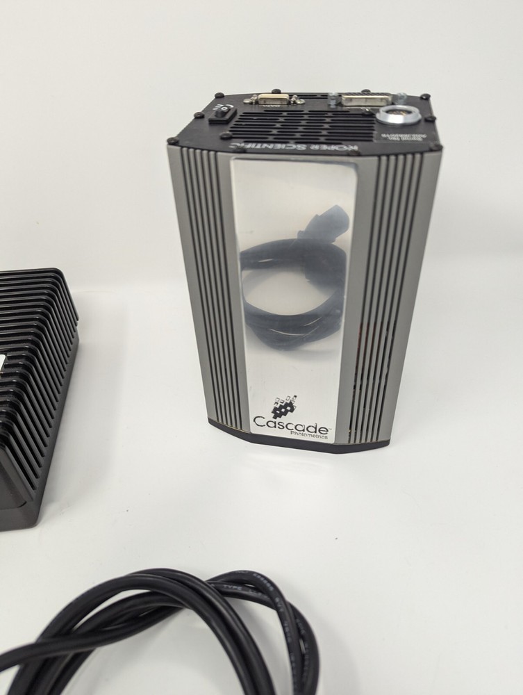 Roper Scientific Cascade Photometrics CCD Microscope Camera Head & Power Supply