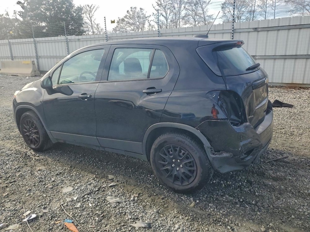 TRAX 2017 Glove Box 4946312