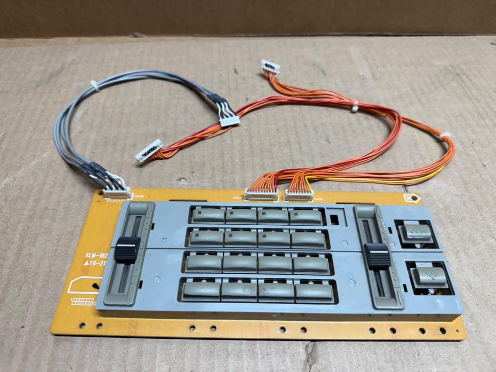 KORG TRINITY LEFT SIDE PANEL BOARD KLM-1821