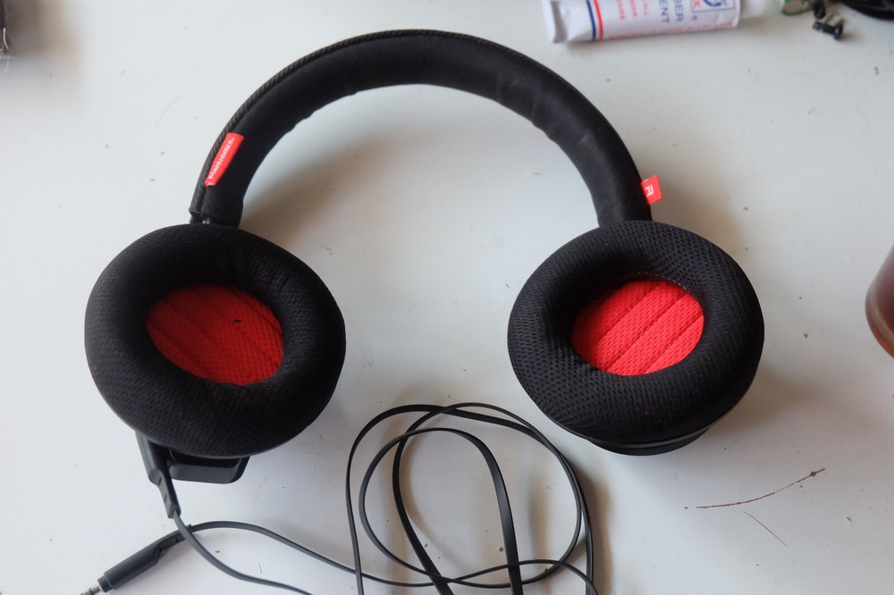 Plantronics RIG stereo headset w/ microphone