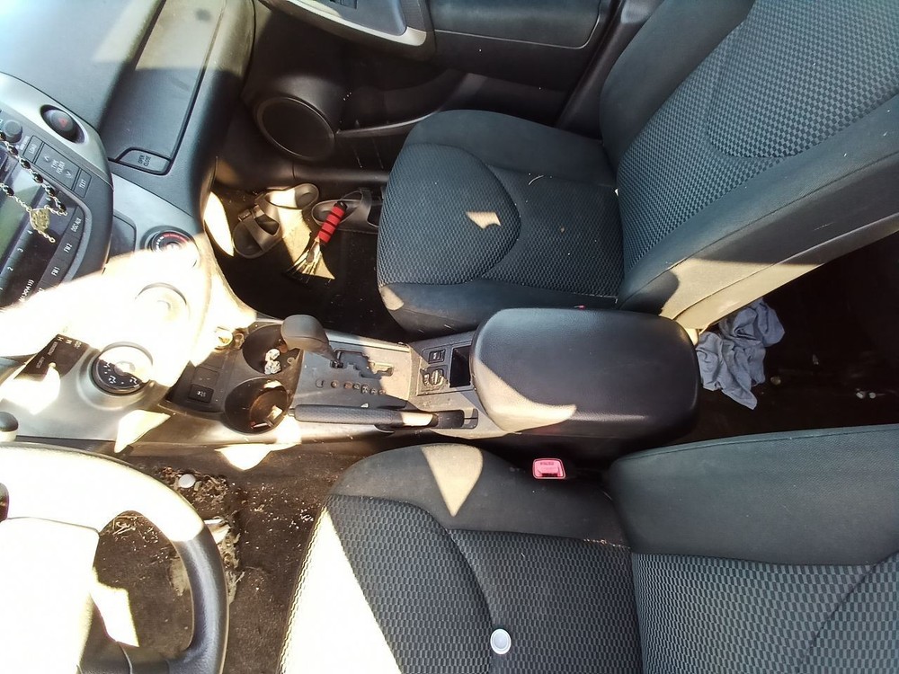 2009 RAV 4 Spare Tire Jack (No tools) 12413938