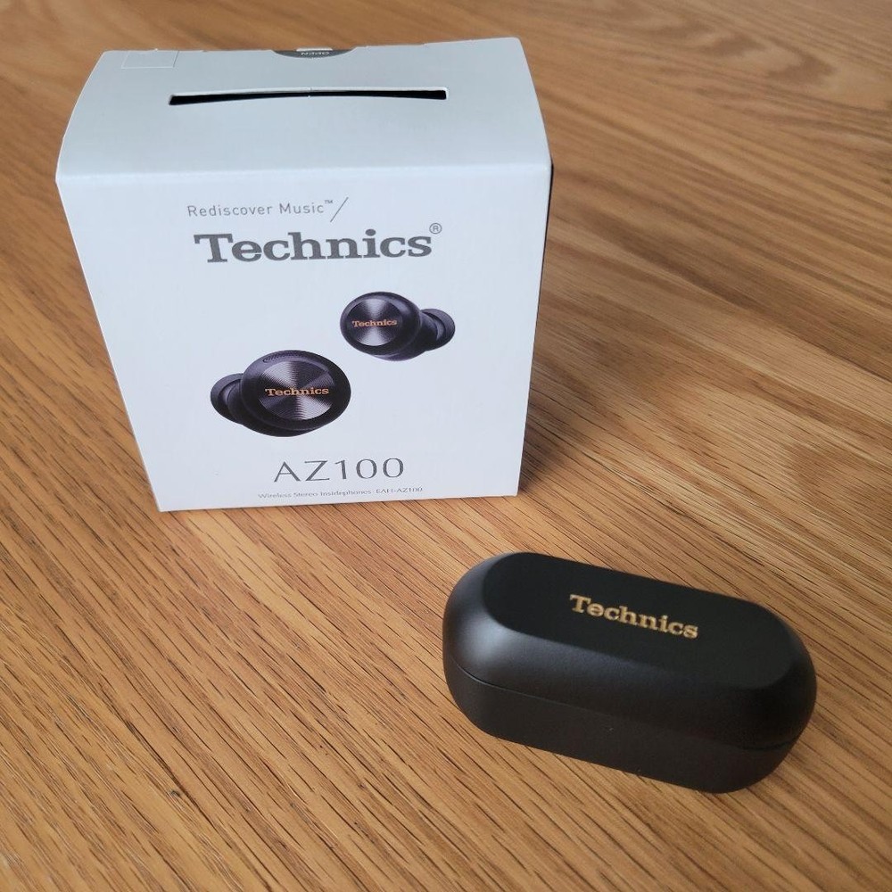 【Case only】Technics EAH-AZ100 Charging Panasonic Black from JPN