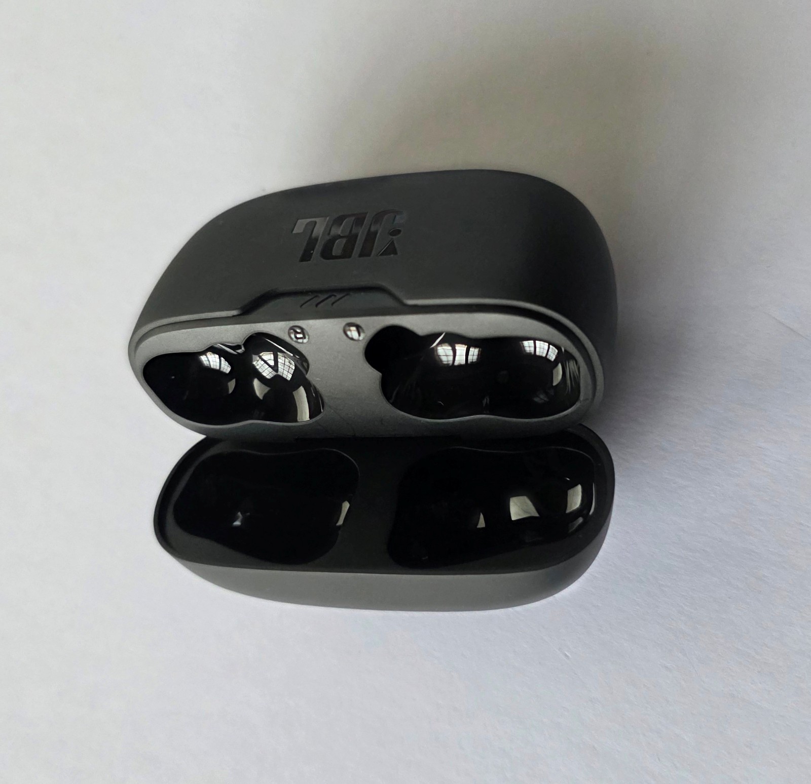 Unused OEM Black CHARGING CASE ONLY for JBL Vibe Beam 2 True Wireless Earbuds
