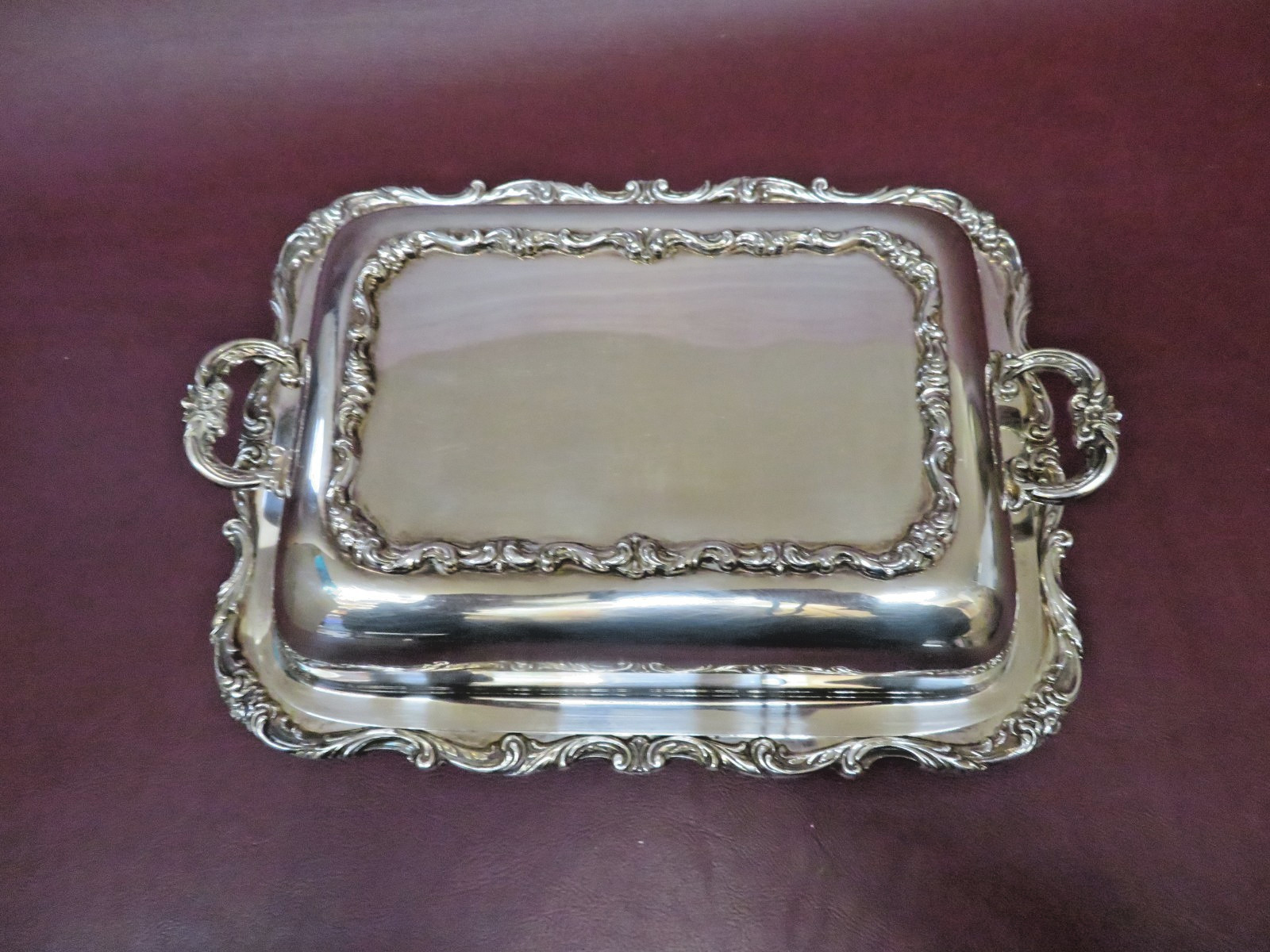 Vintage International Orleans Silverplate Rectangle Covered Vegetable Dish #5753