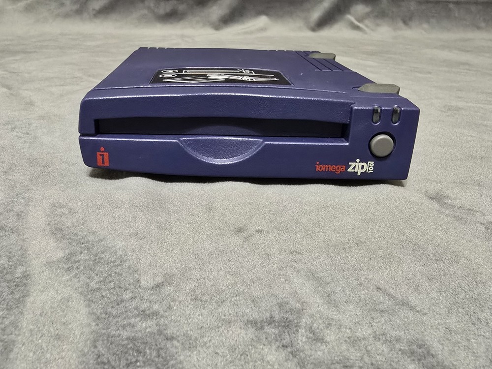 Iomega Zip 100 Z100P2 Drive External With Parallel Cable & AC Adapter