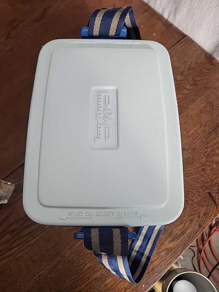 Igloo Tag-Along 10 Shoulder Strap Cooler