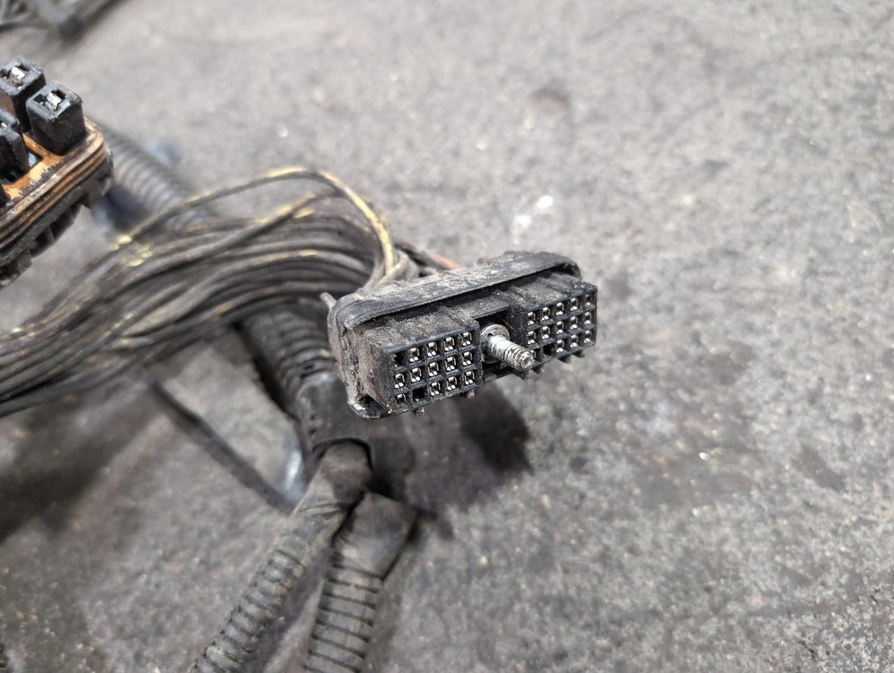 Freightliner COLUMBIA 120 Wiring Harness, Cab - Used