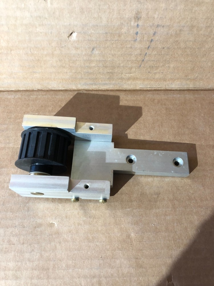 GE 5117293 VC722915 Roller Wheel Unit