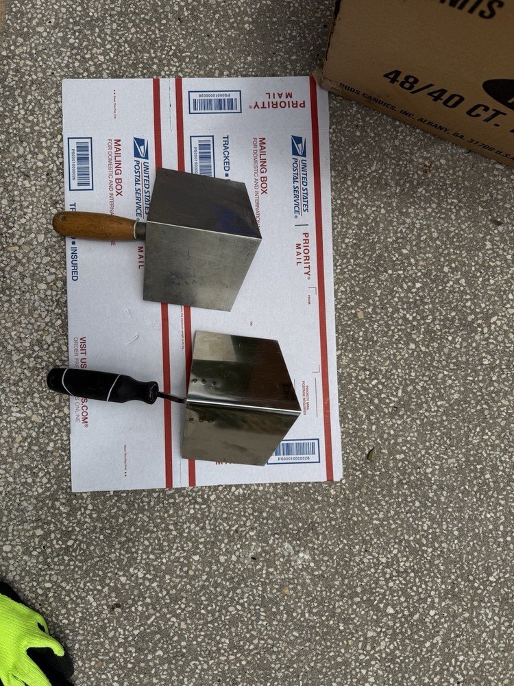 Husky And Hyde Inside corner Trowel Lot