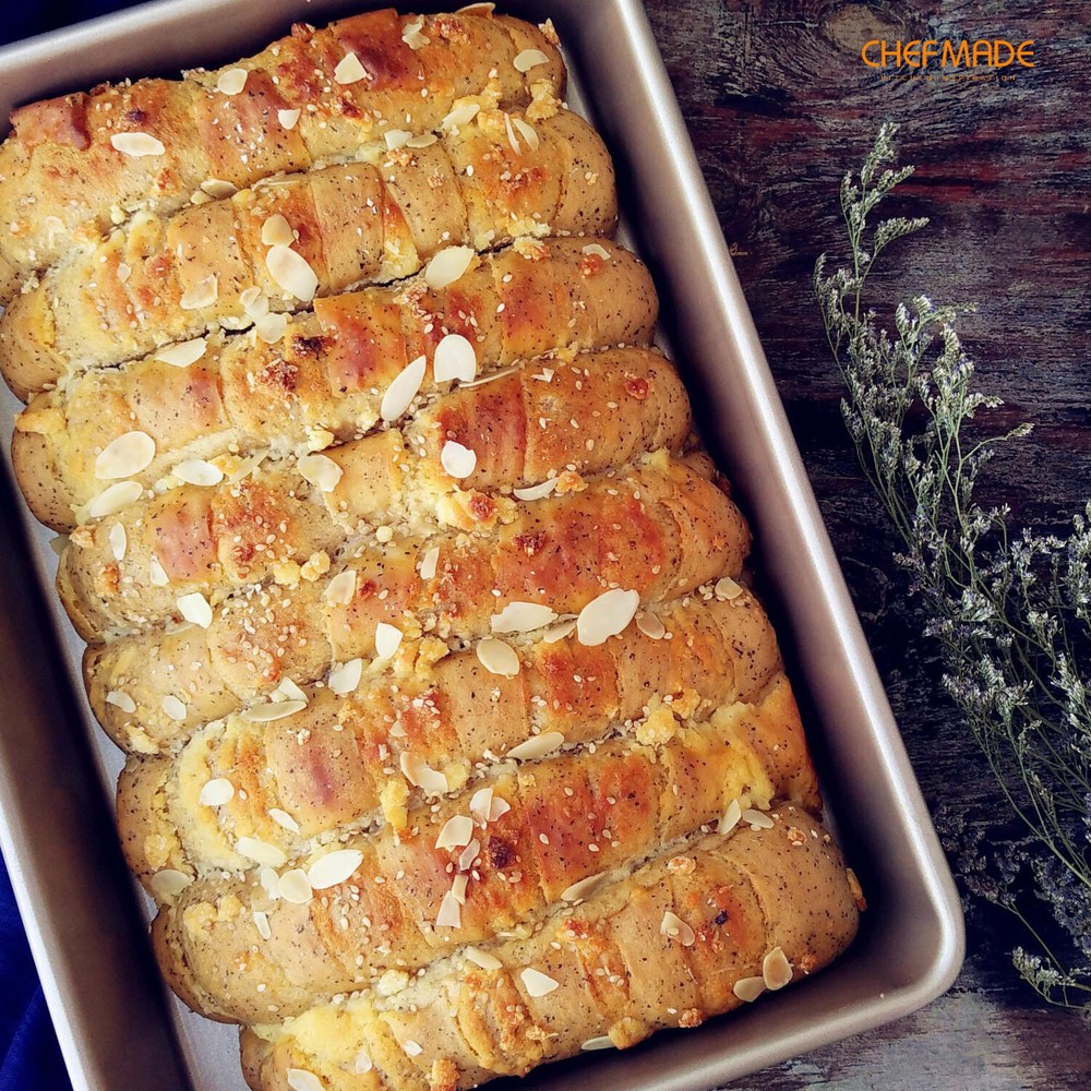 CHEFMADE Rectangle Cake Pan, Non-Stick Loaf Pan Deep Dish Bakeware