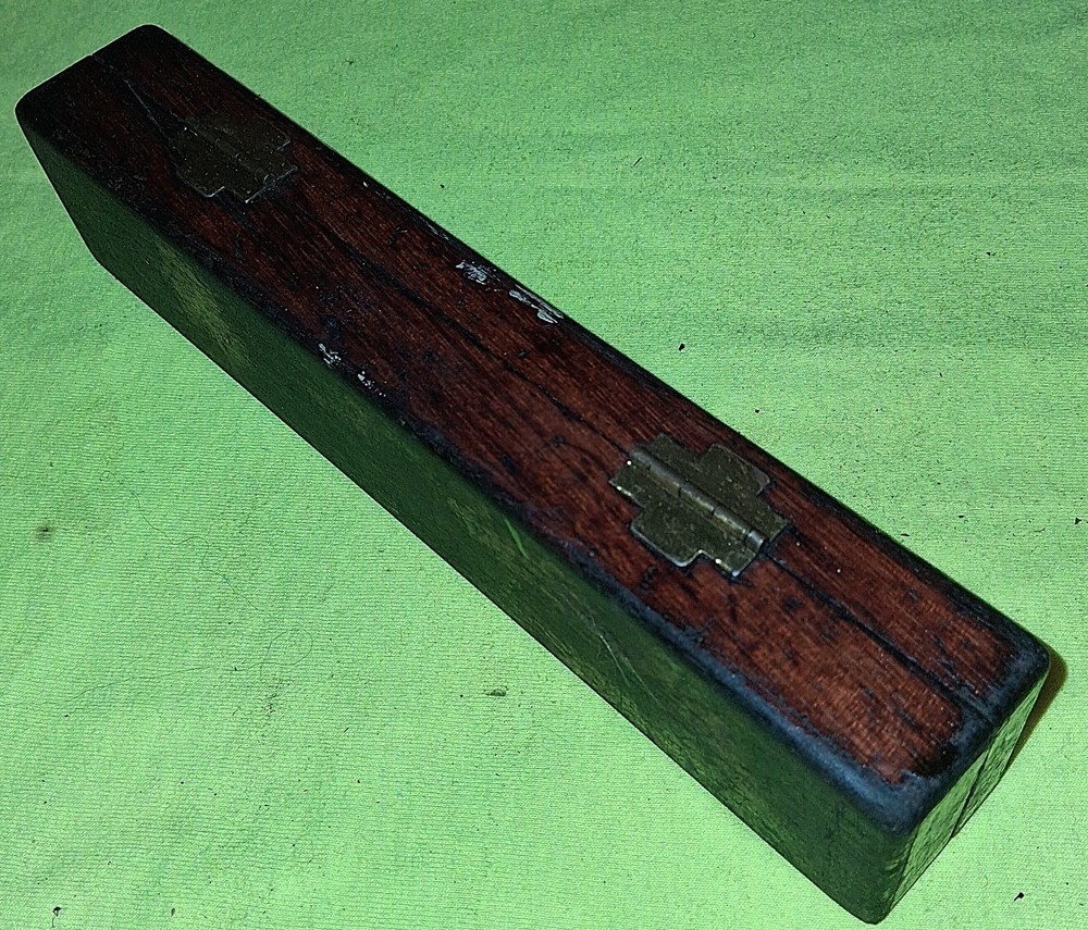 Visgage Model 2 Comparator with Box, Louis C. Eitzen Co.