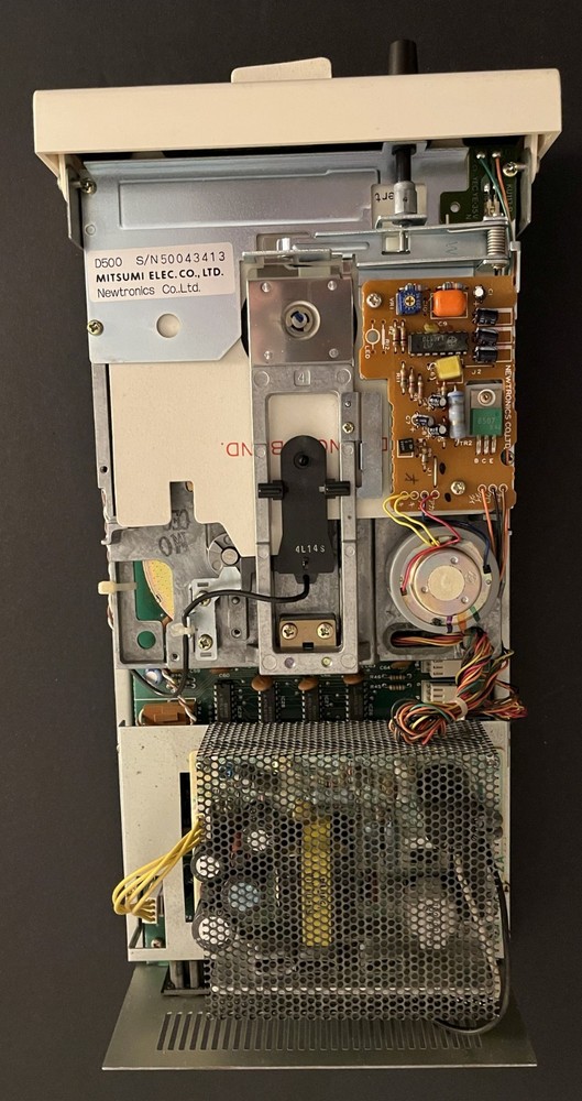 Newtronics FSD-1 5.25" Floppy Disk Drive Mitsumi D500 Commodore