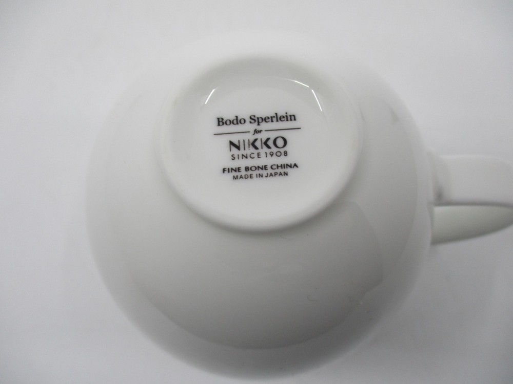 NIKKO CLOUD BODO SPERLEIN WHITE MUG - 3 1/4" 1202F