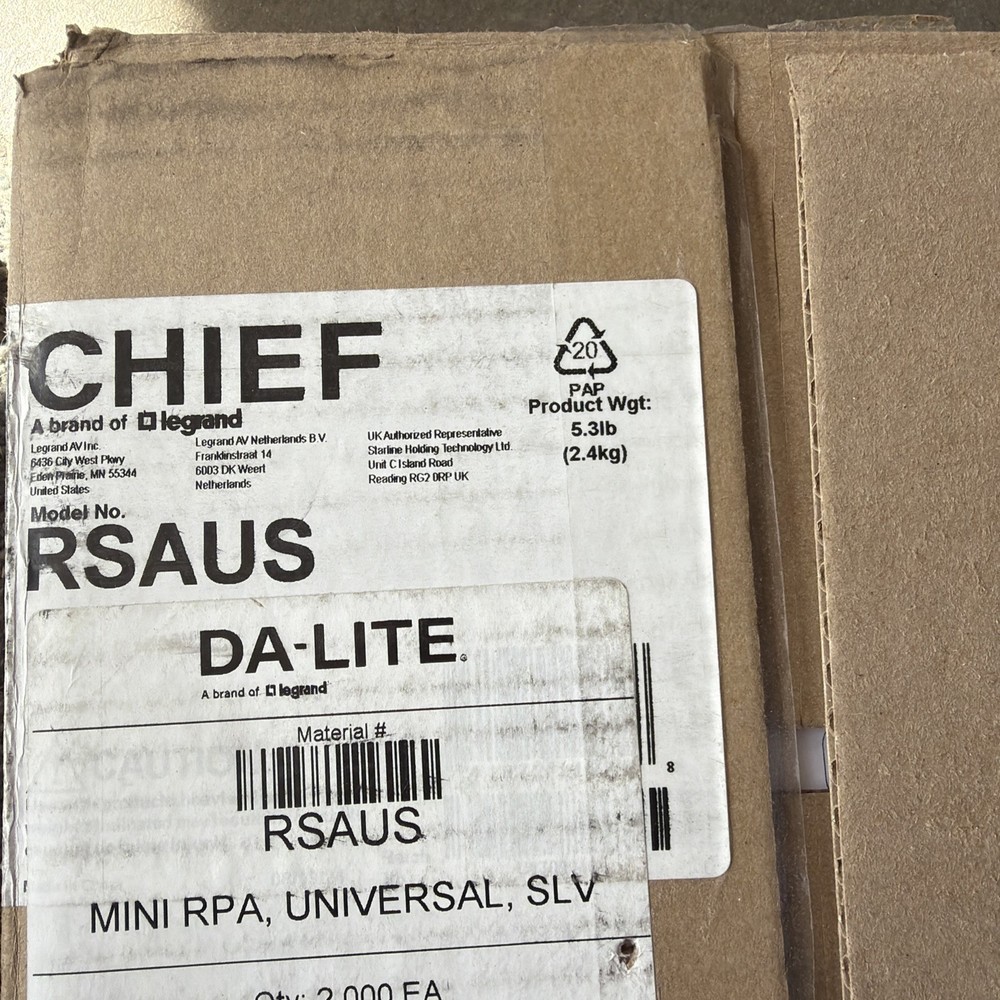 Chief RSAUS Mini Universal RPA Projector Mount Silver