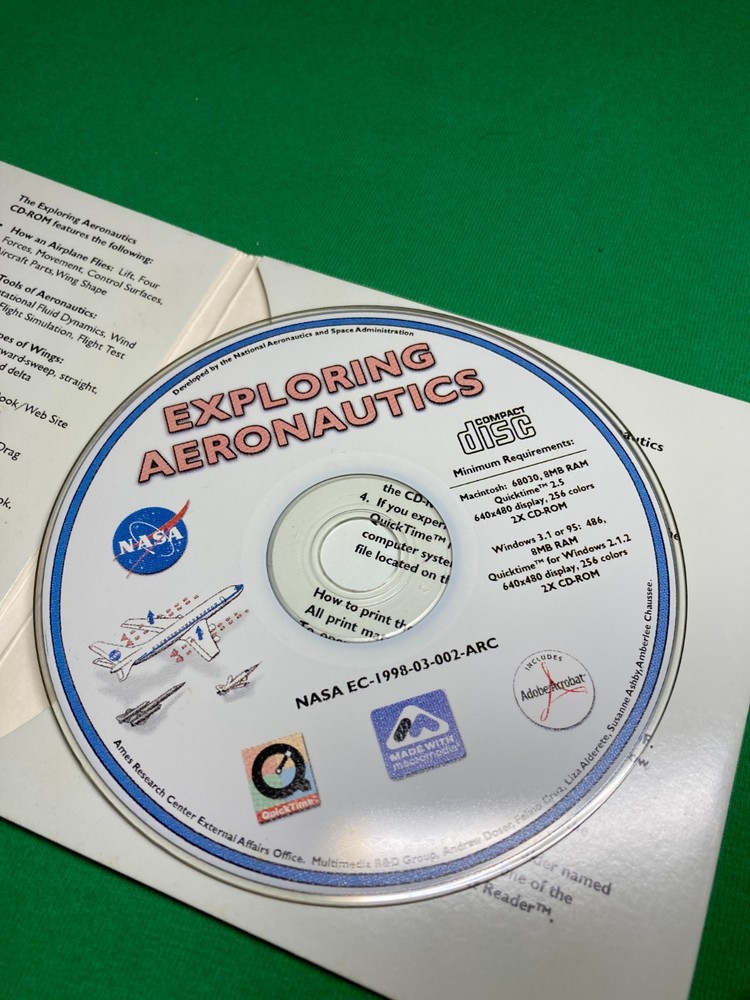 NASA Exploring Aeronautics CD ROM Educational Software Grades 5 to 8 VTG