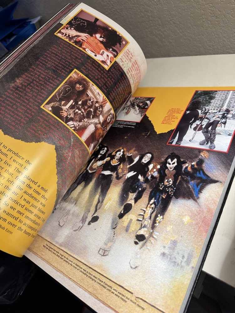 KISSTORY Book