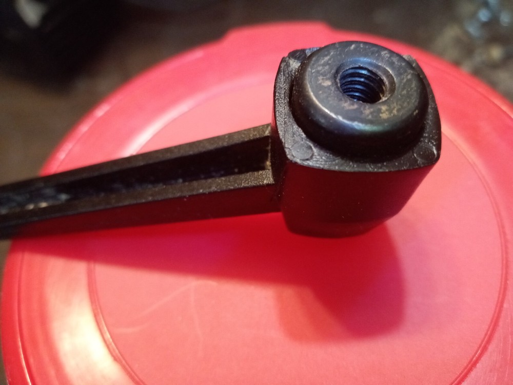 SKILSAW Table Saw 3400 spring loaded TILT LOCK (SEE NOTES)