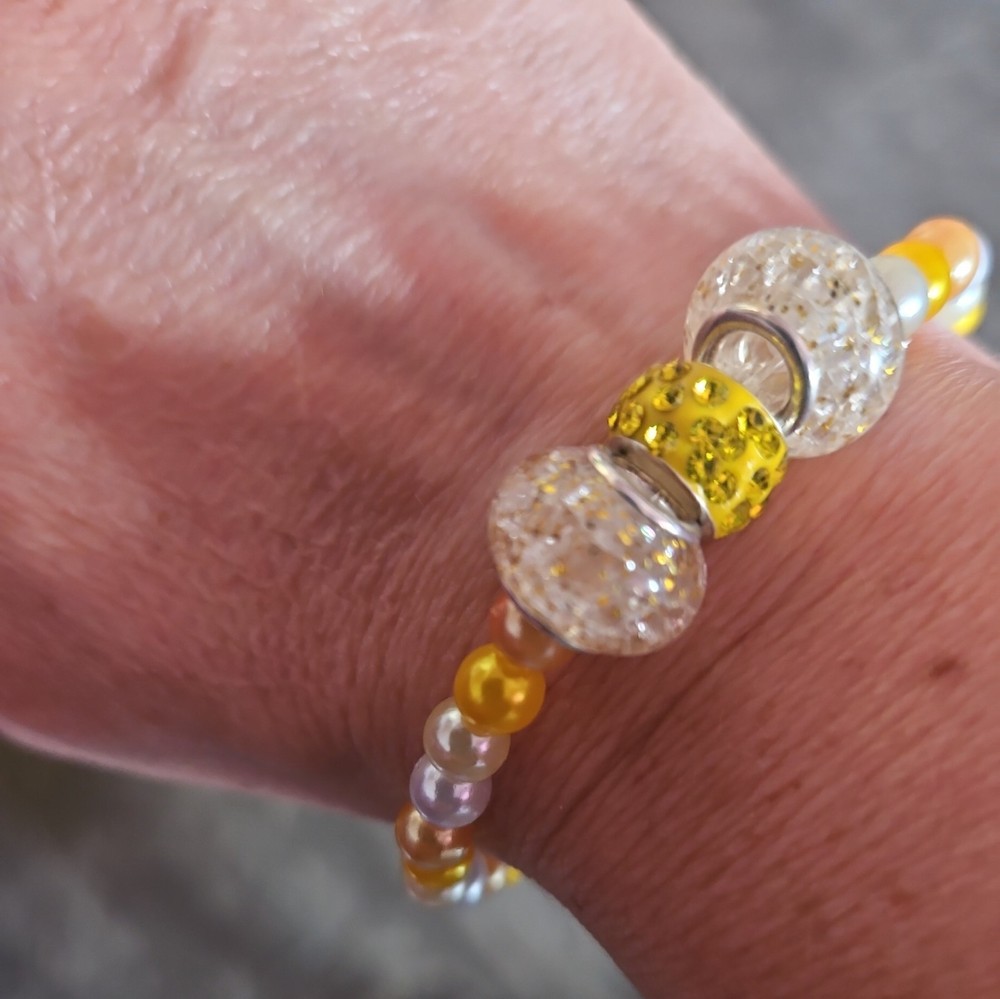 Handmade Beaded chunky Stretchy Bracelet 7"