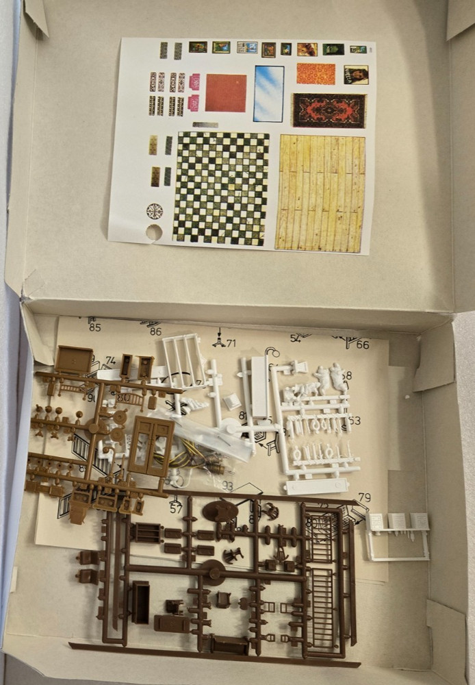 Model Power 602 HO Scale Interior and Lighting Kit