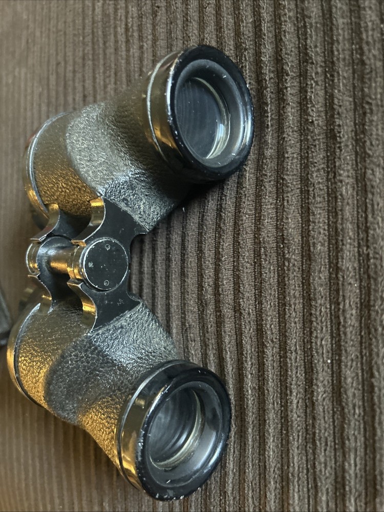 Universal Camera Corp Vintage 6 x 30 USMC Binoculars