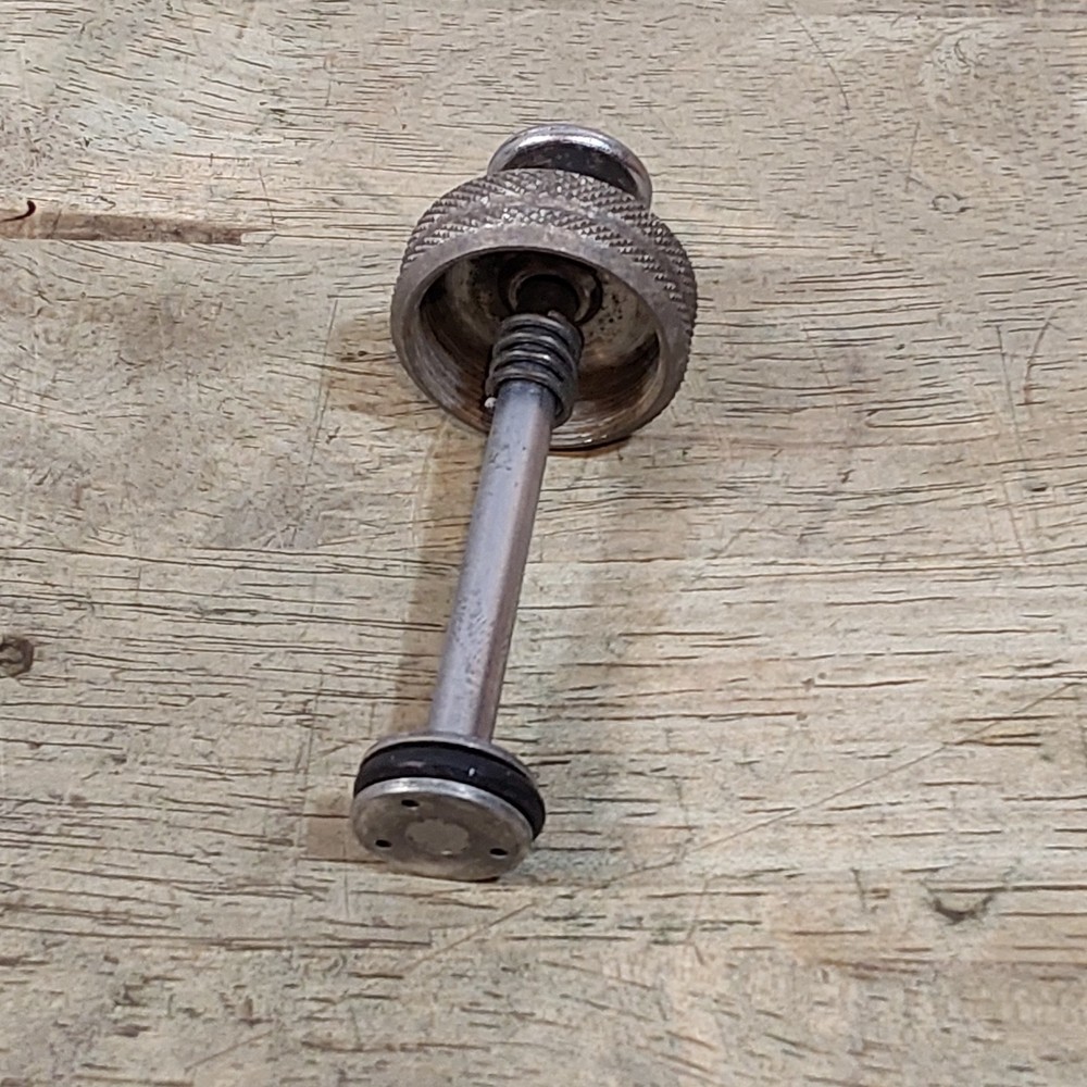 Thermos 8326 Lantern - Pump Plunger Assembly