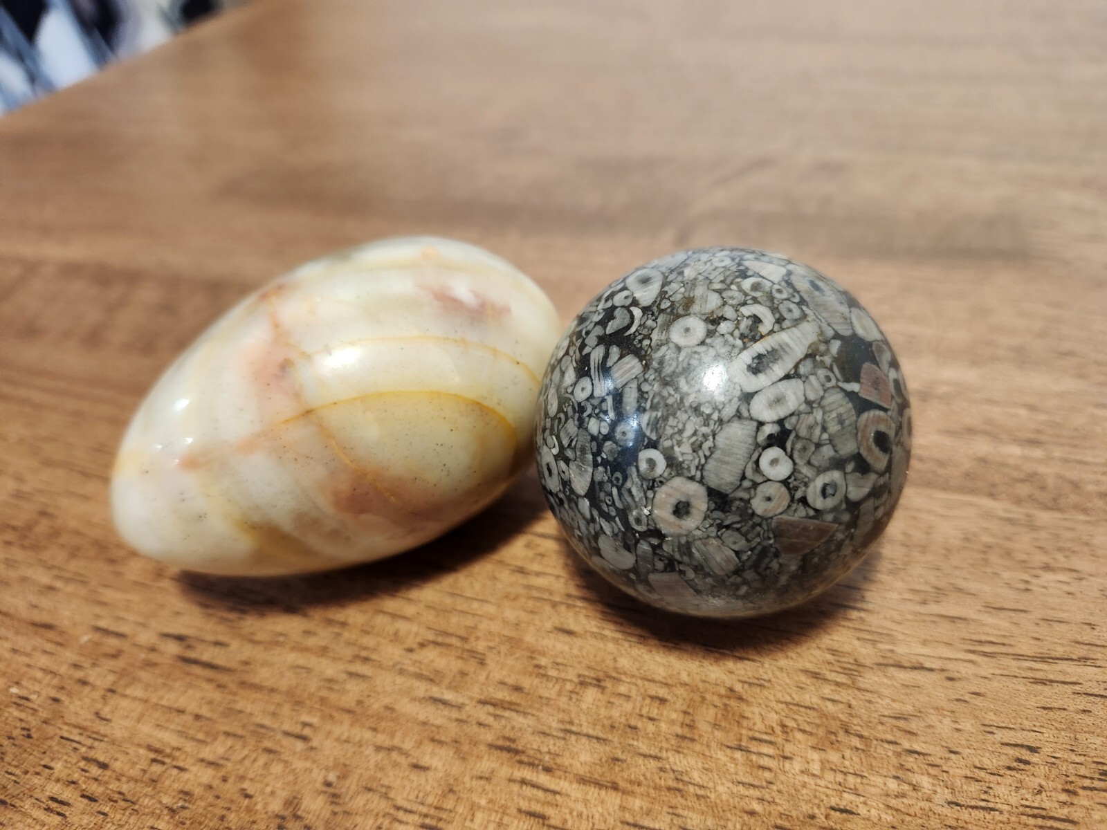 Bundle of Agatized Coral Jasper Stone Sphere and Onyx Marbled Egg