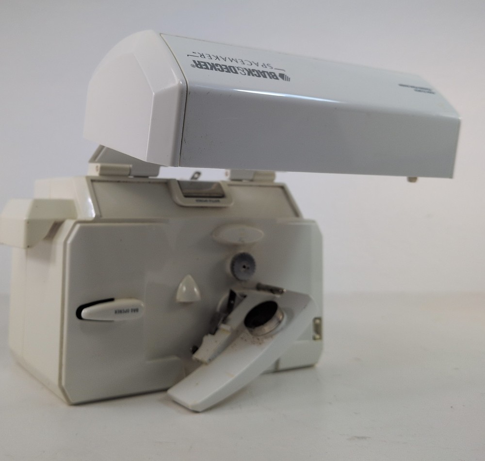 Black & Decker Spacemaker Under Cabinet Can Opener CO100 White