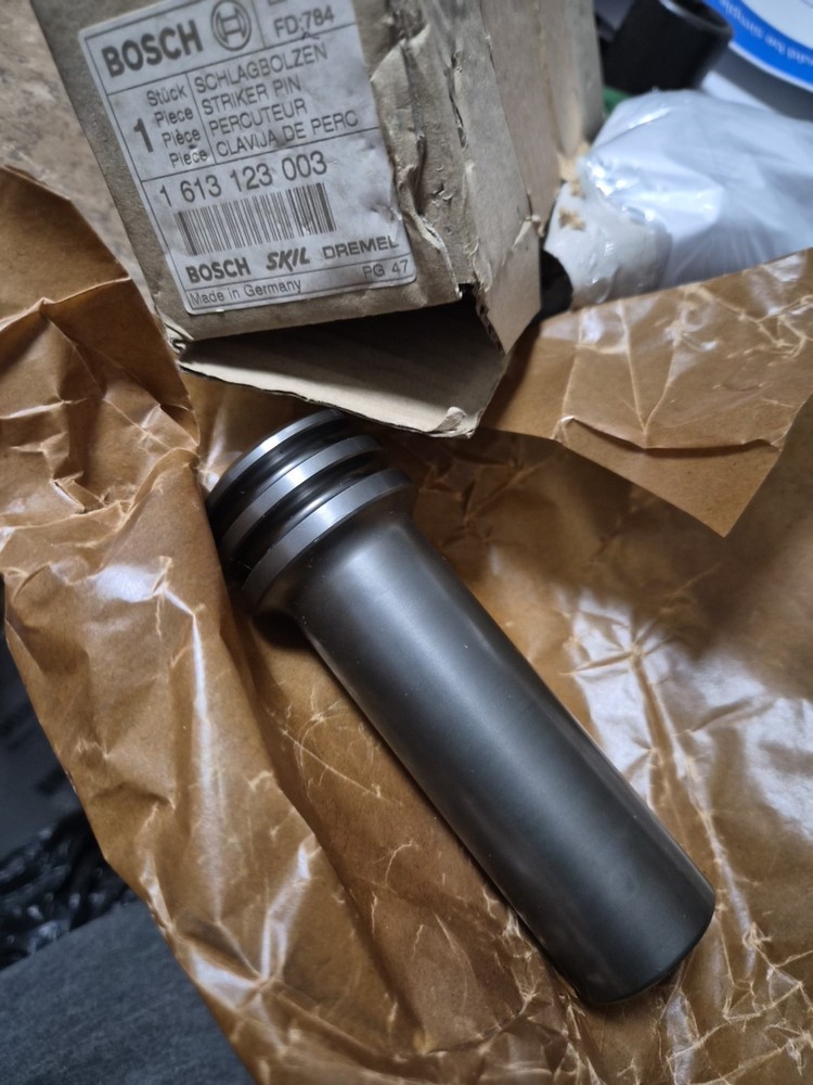 BOSCH 1613123003 IMPACT BOLT FOR MOST BRUTE  BREAKERS