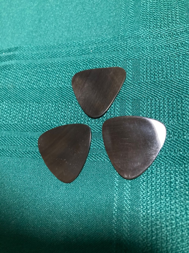 3 GOLDEN GATE MP20 MOCK TURTLE GUITAR PICKS FROM A PACK OF 12