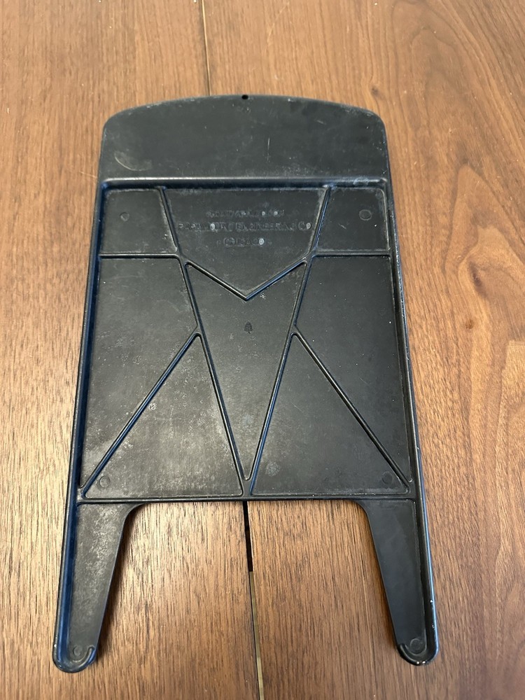 Vtg Bakelite washboard “Snagless Sal" unauthorized made for 1933 Chicago's fair