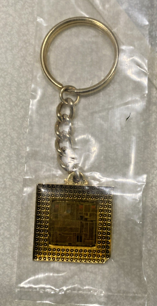 1992 Intel Pentium Processor Chip Goldtone Keychain, NOS
