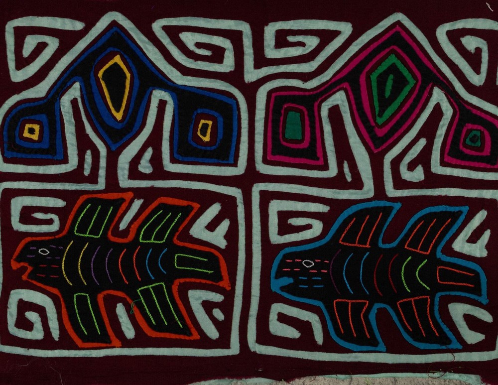 Classic Burgundy And Blue Fish Mola