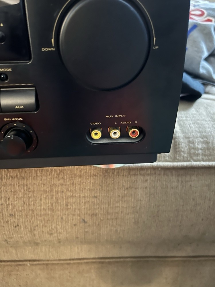 MARANTZ SR 780 Five Channel Surround Receiver-NOT WORKING VOLUME DIAL ISSUES