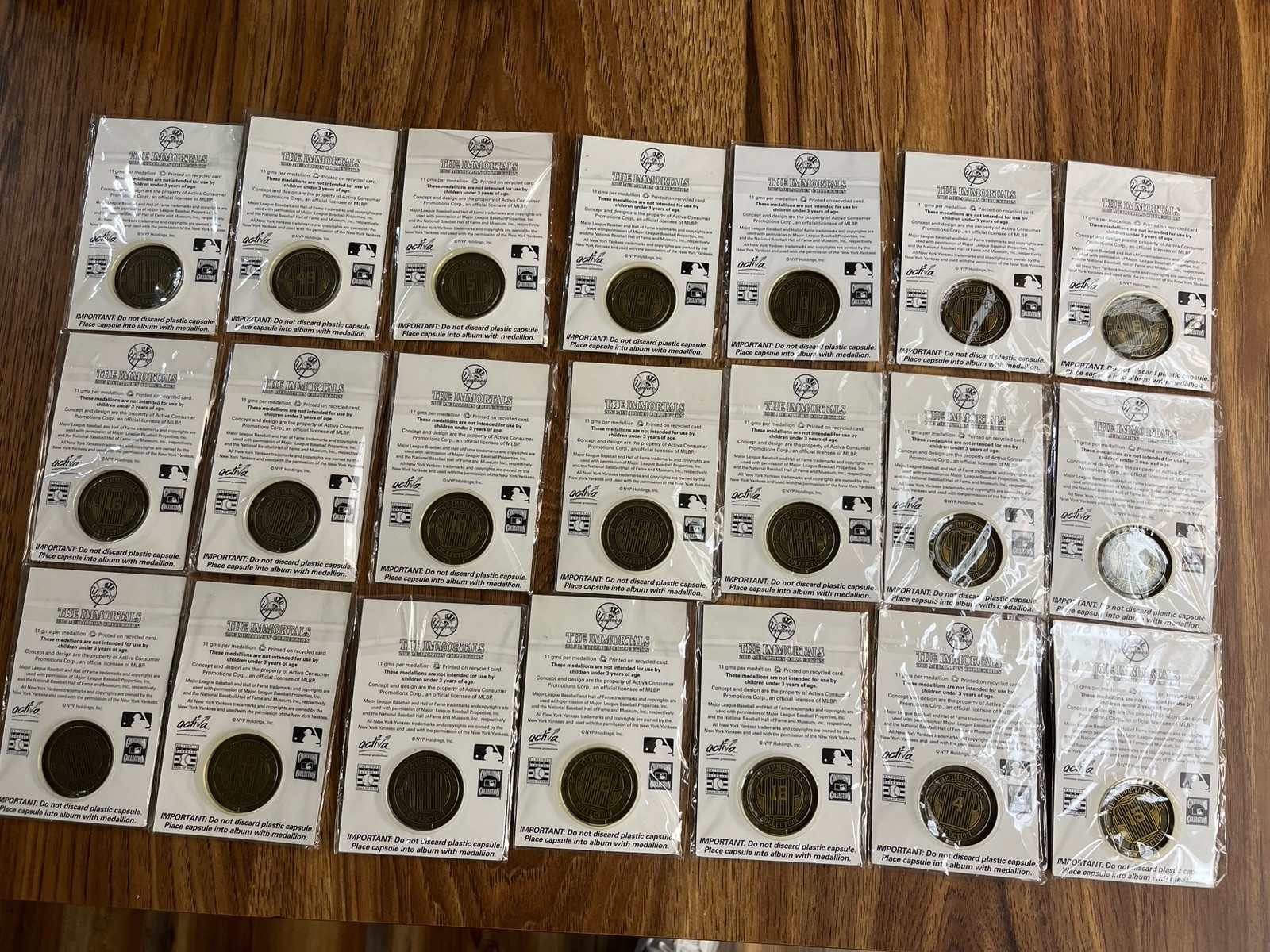 Complete Set of 2005 New York Post Yankees Medallions with Rare Error- Mantle