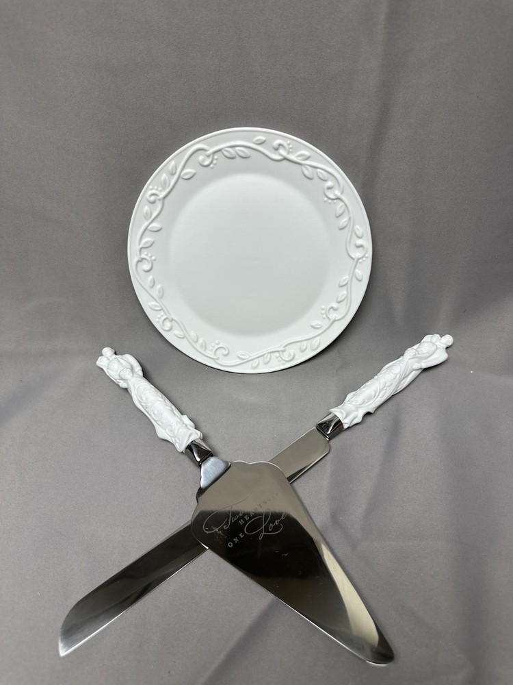 Hallmark Keepsake Wedding 3-piece Serving Set Cake Knife, Server, Dessert Plate