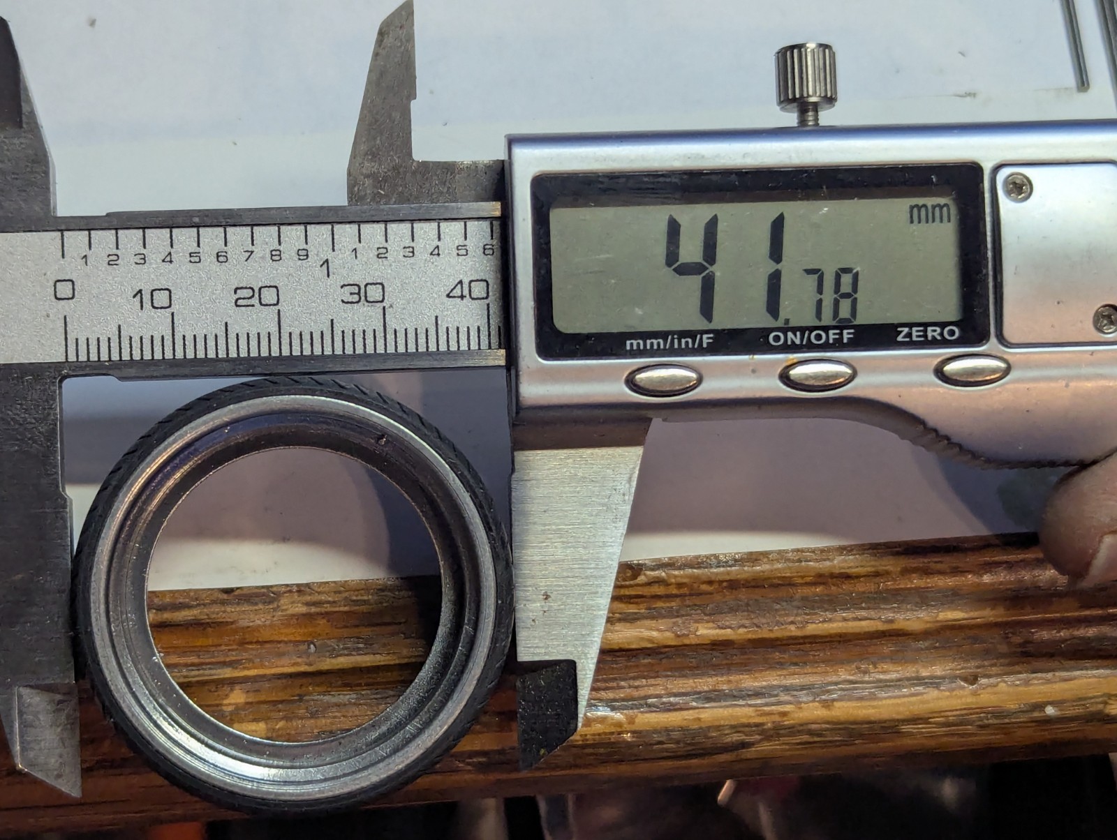 1/18 scale 3d printed tires and wheels (Chrome)